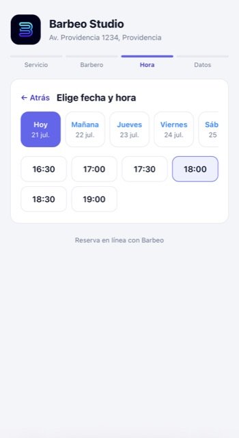 Pantalla de reserva pública eligiendo el horario disponible desde el celular